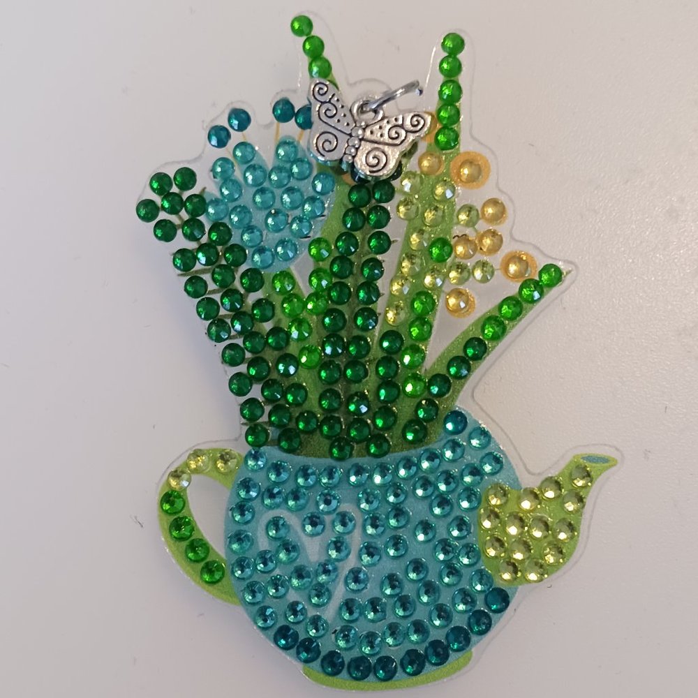Flower pot magnet with butterfly charm